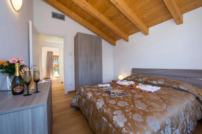 Apartment With Breathtaking View A1 Bellano Bagian luar foto